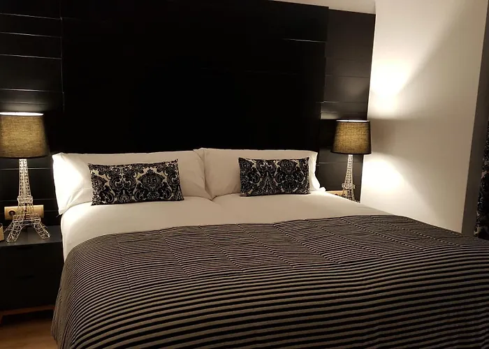 Apartamentos Art Suite Santander